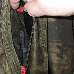 MEN'S OAKLEY CAMO SKI/SNOWBOARDING JACKET/PANTS COMBO COMPLETE OUTFIT XXL - RARE